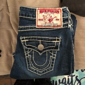 Women’s True Religion Jeans White Stitching